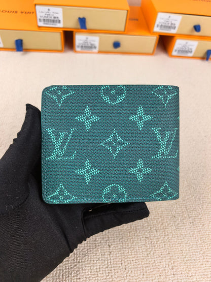 Short Wallet