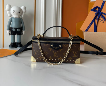 Vanity Pouch Trunk Bag