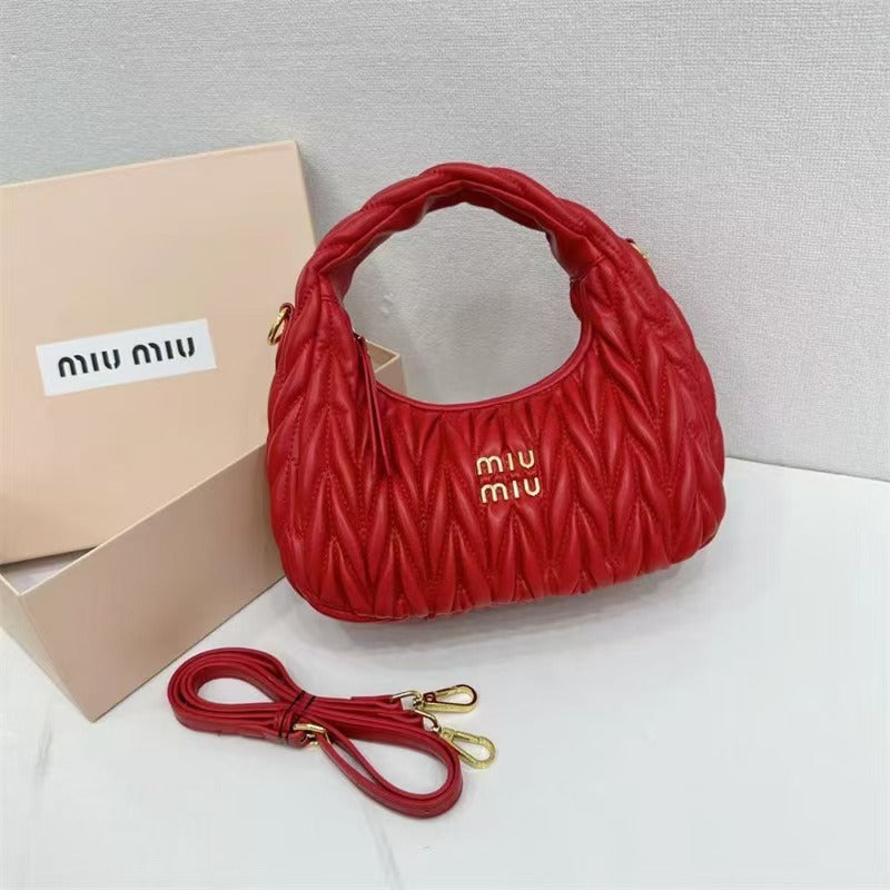 Wander matelassé nappa leather hobo bag Small Size With Box