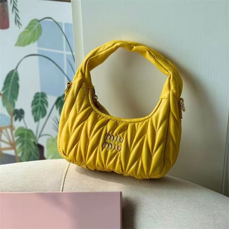 Wander matelassé nappa leather hobo bag Small Size With Box