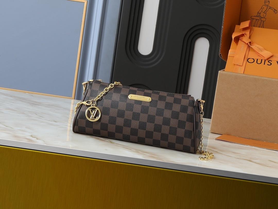 Pochette Eva LV