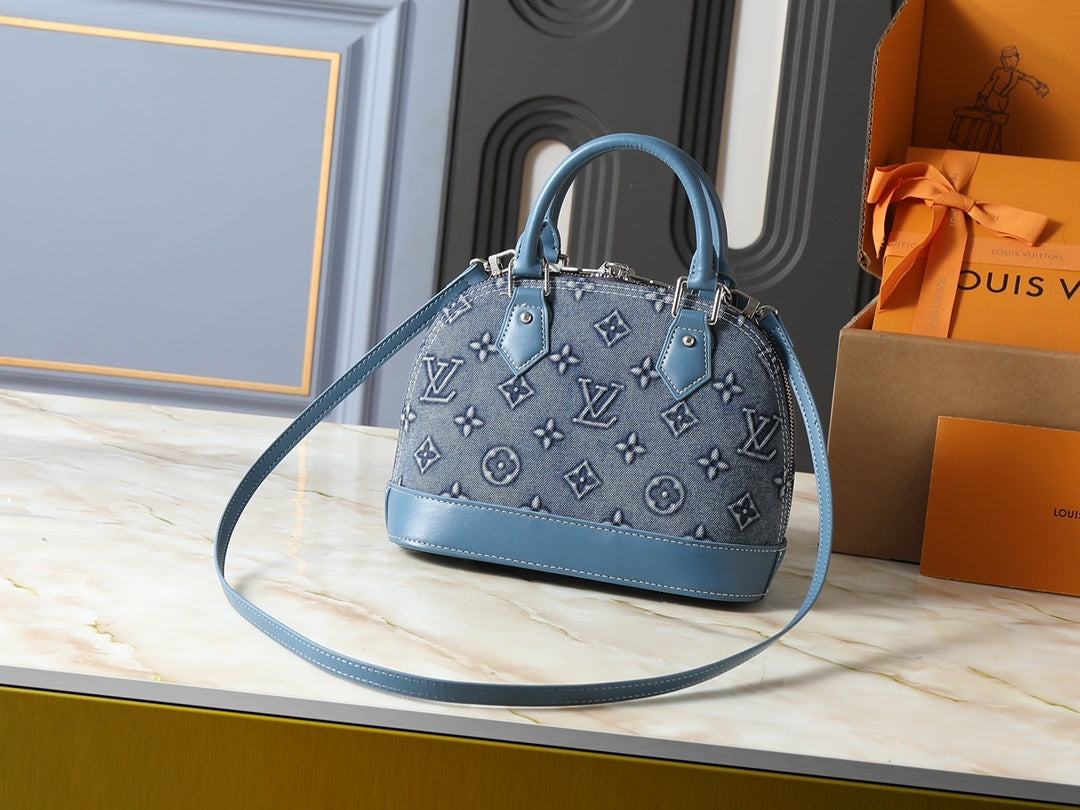 Monogram Alma BB