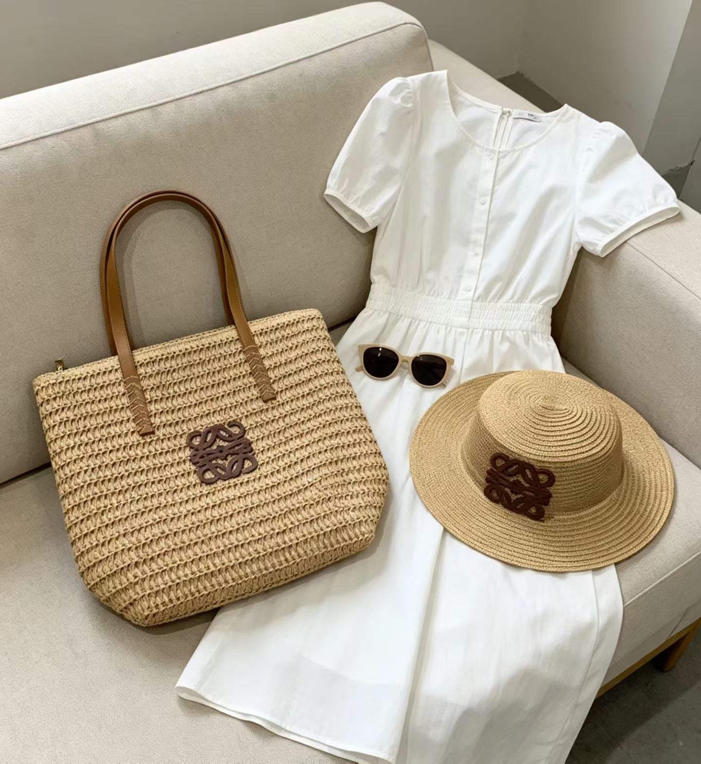 Woven Straw Tote Bag With Hat