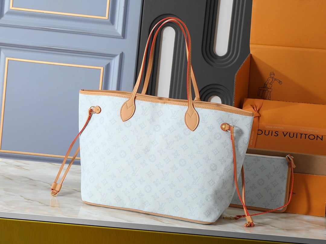 Neverfull Monogram Canvas Women Bag & Pouch
