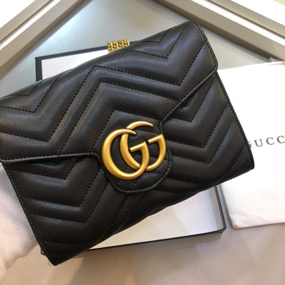 Mini GG Marmont Shoulder Bag