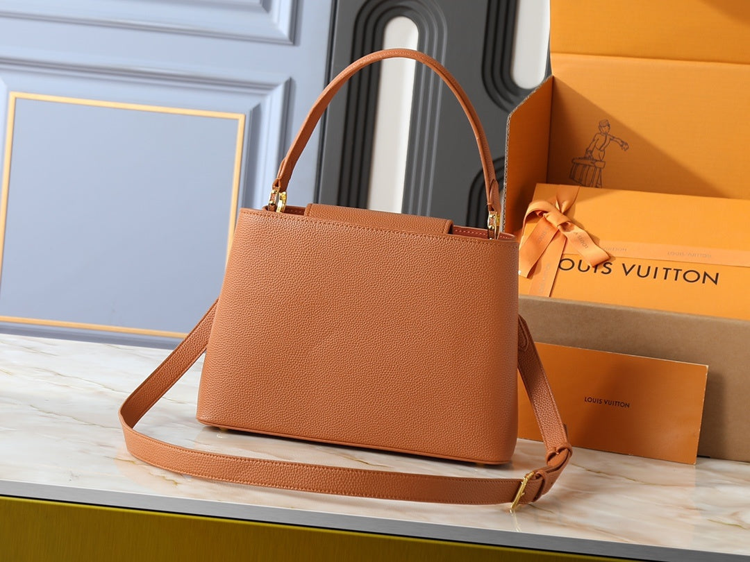 Capucines BB Taurillon Handbag