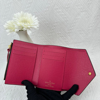 Victorine Wallet