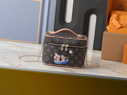Nice Monogram Design Handbag