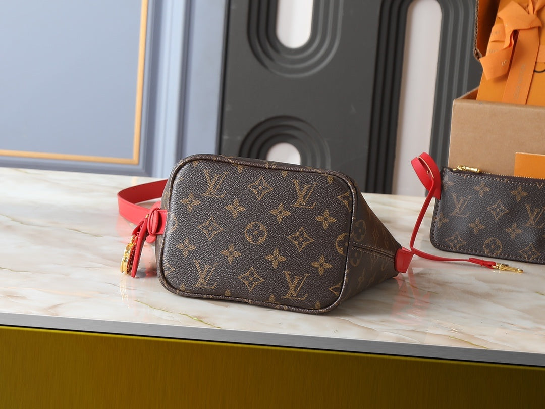 Street NYC All In Bag & Pouch