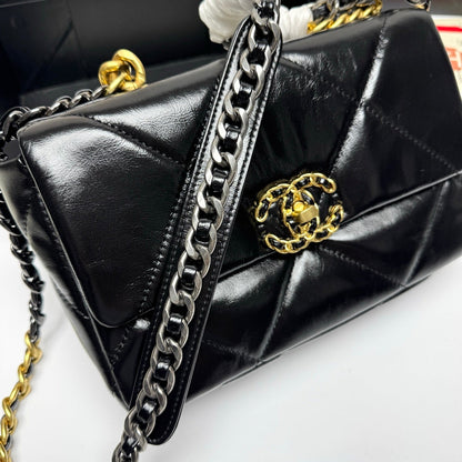Quilted Chain Flap Shoulder Bag