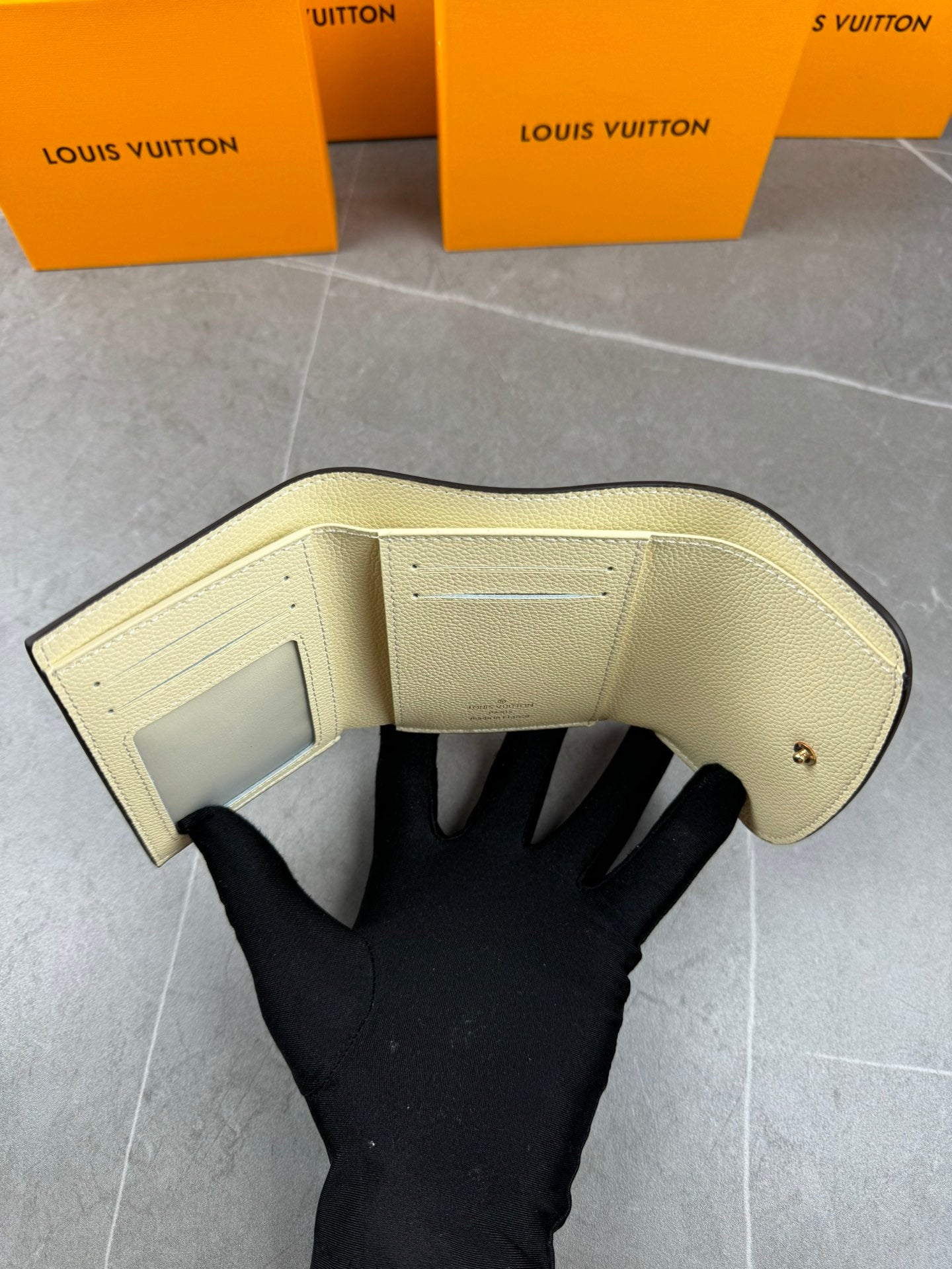 Pochette Camille Cream Wallet