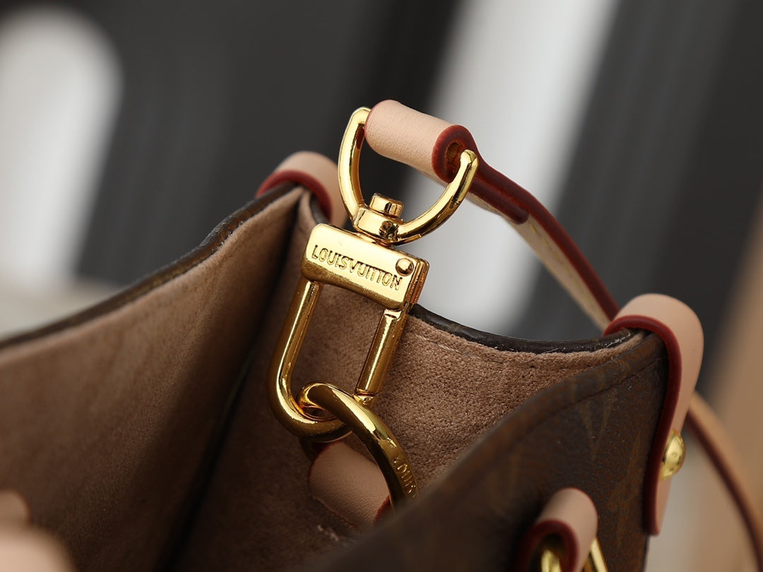 Sac Plat BB Monogram Canvas Handbag