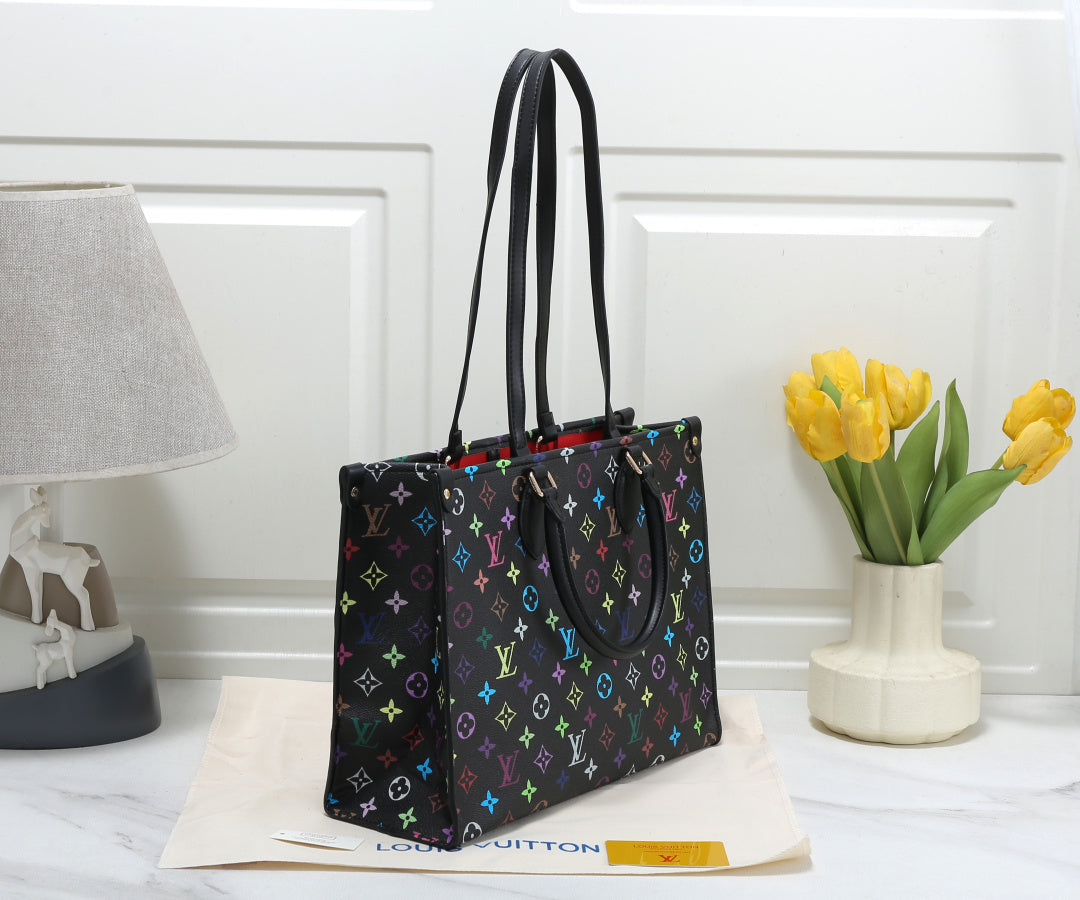 OnTheGo MM Monogram Tote Bag