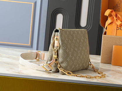 Luxury Canvas Crossbody Bag with Gold Chain Strap