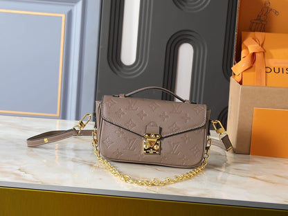 Pochette Monogram Bag