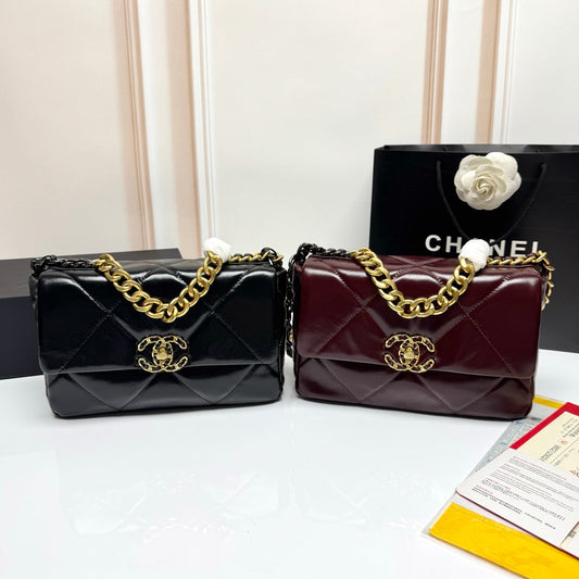 Quilted Chain Flap Shoulder Bag