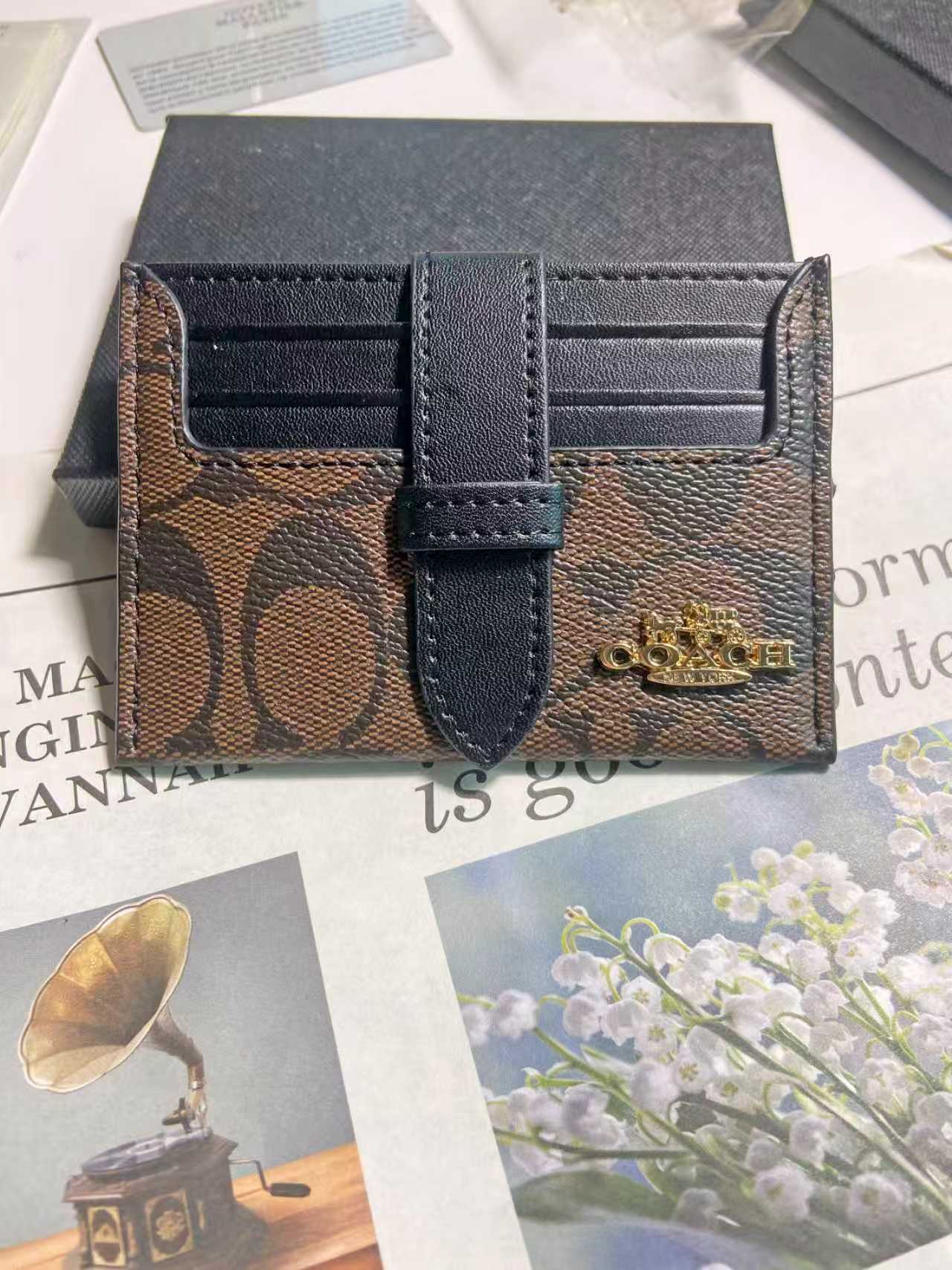 Women Signature Card Holder