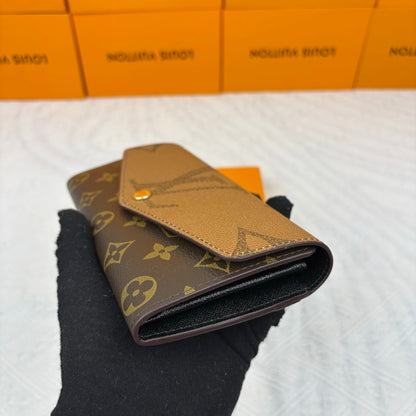 Sarah Wallet Monogram Canvas