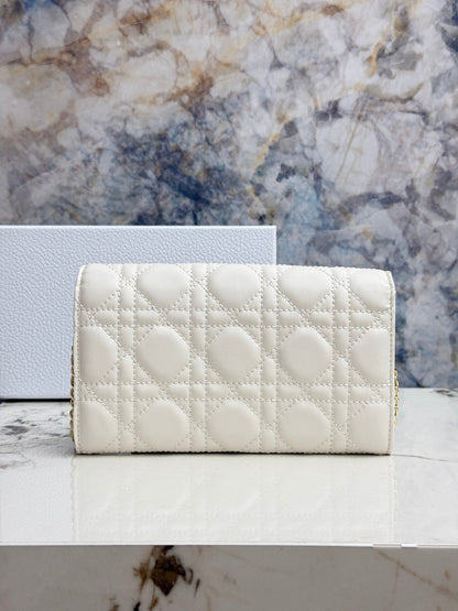 Miss Caro Long Wallet