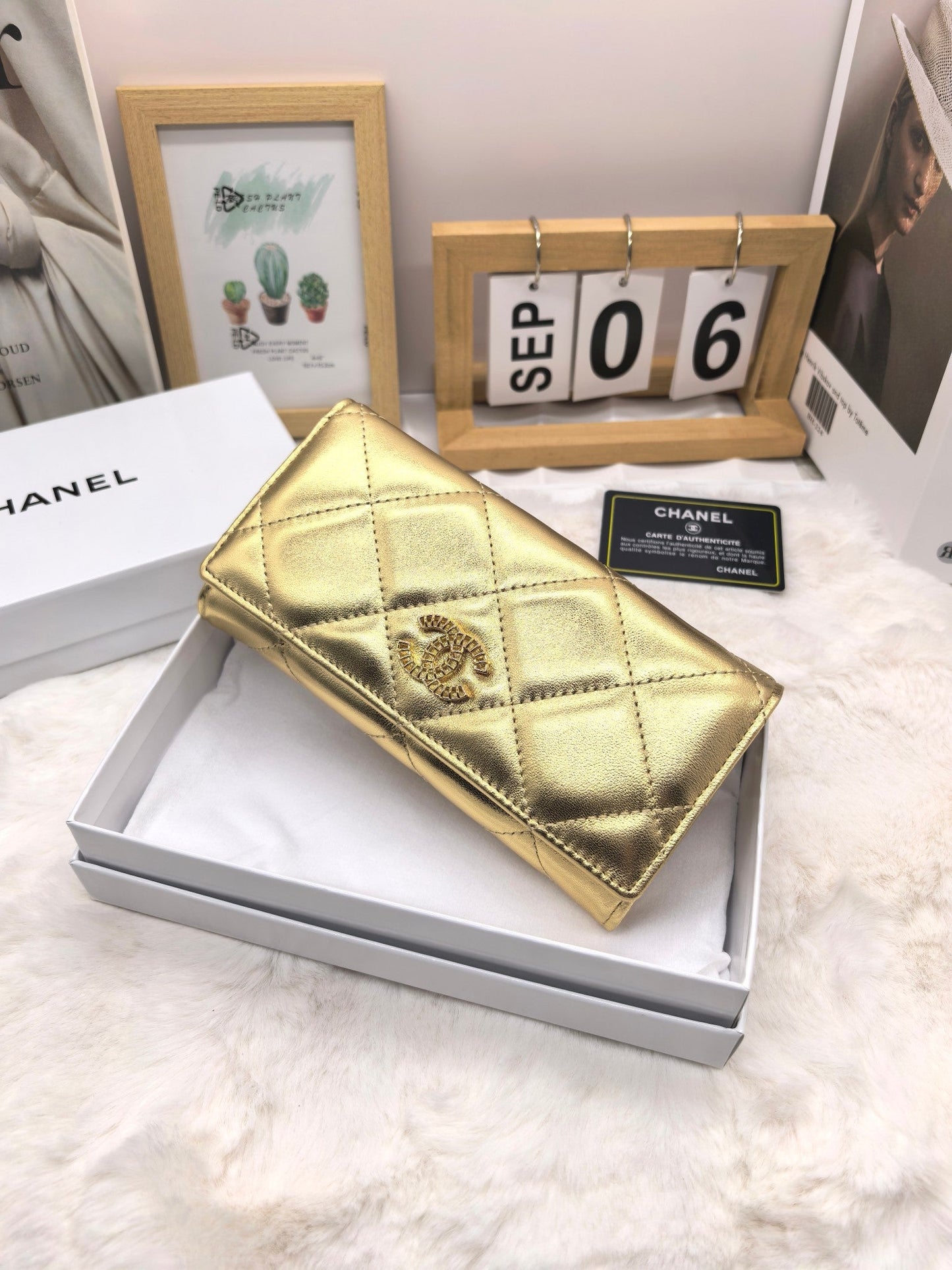 Glossy Long Compact Fold Wallet