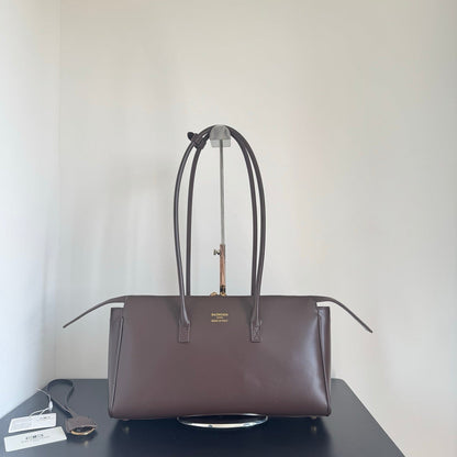 Premium Buckle Lock Shoulder Tote Bag