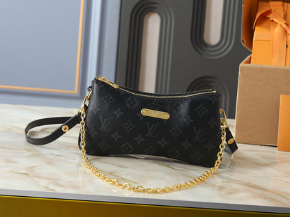Mini Chain Shoulder Bag