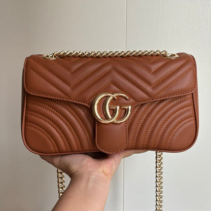 Marmont Medium Shoulder Bag in Brown