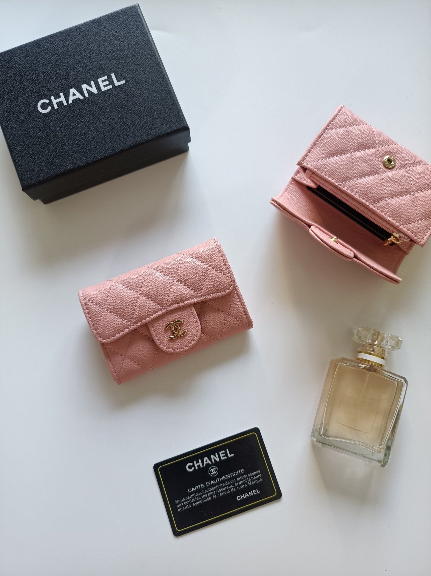Classic Flap Card Holder
