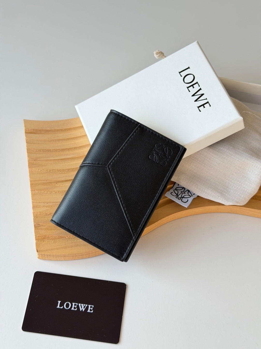 Puzzle Bifold Cardholder