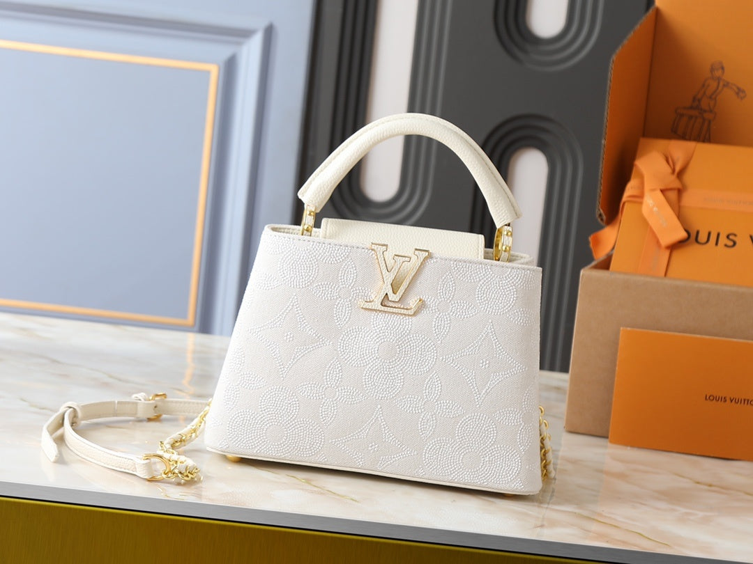 Capucines Handbag