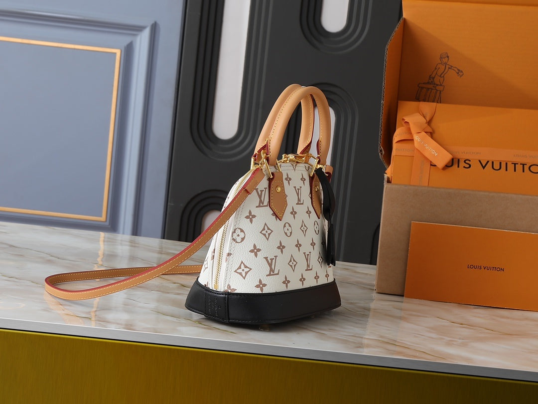 Dune Beige Alma Nano Bag