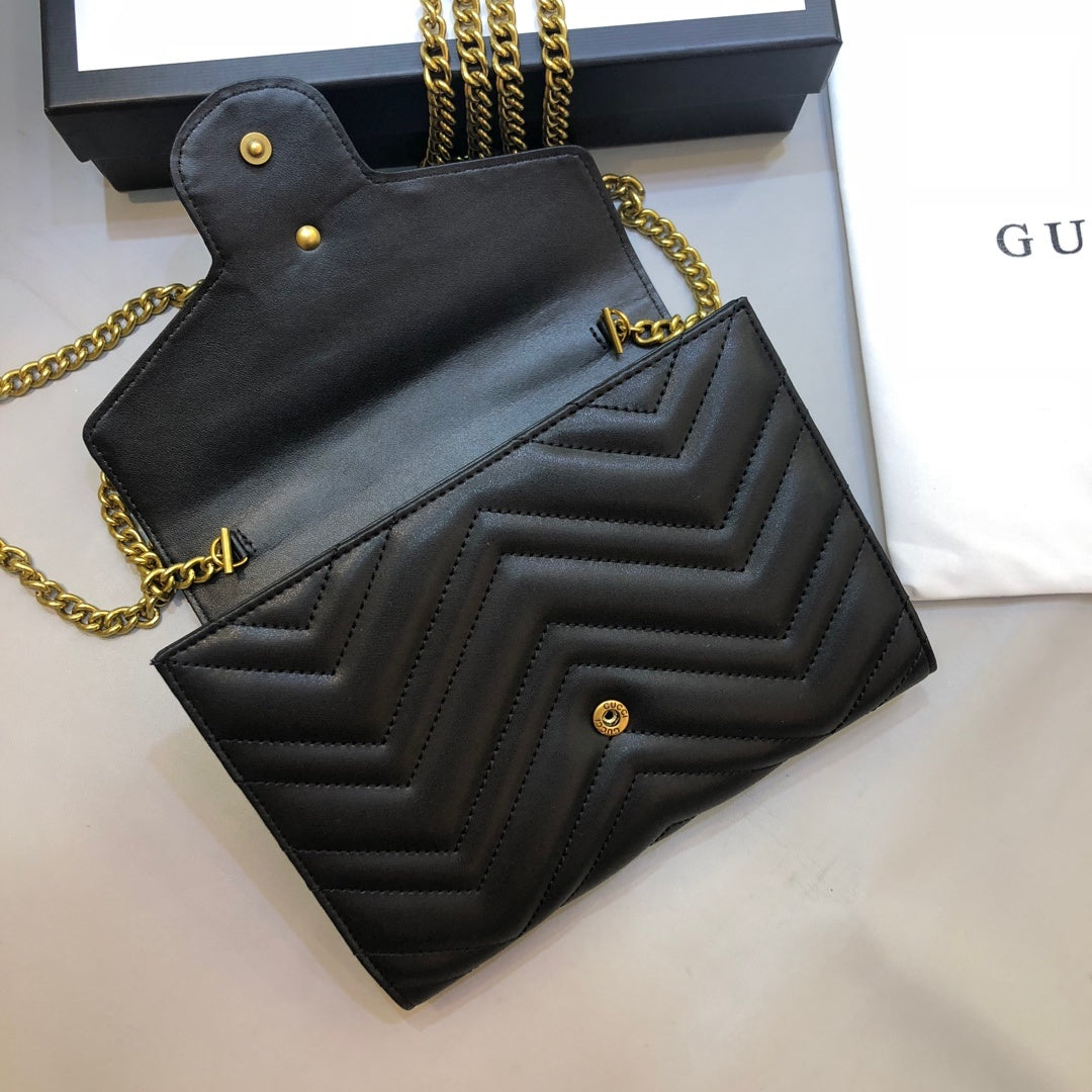 Mini GG Marmont Shoulder Bag