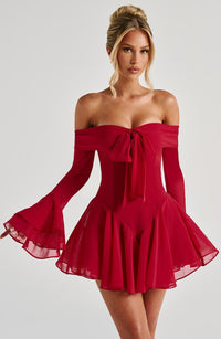 XS